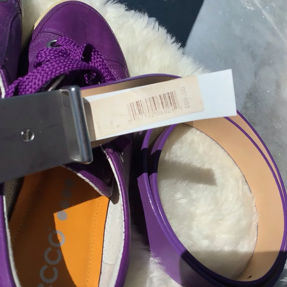 Canterbury Golf Purple Leather Belt Size M Made in Canada